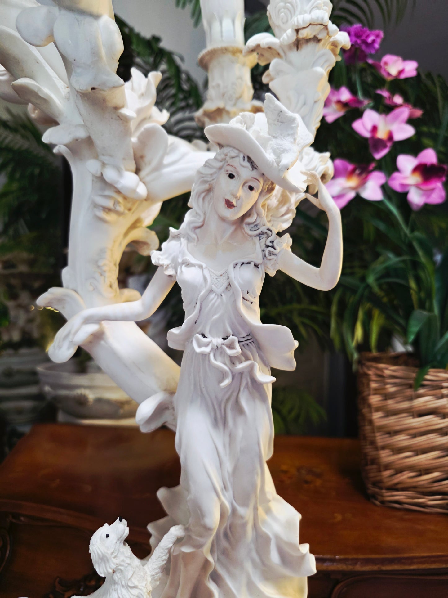 Par de Lamparas con Dos Pedestales – Elegancia Ceremonial Atemporal 🔮🌟