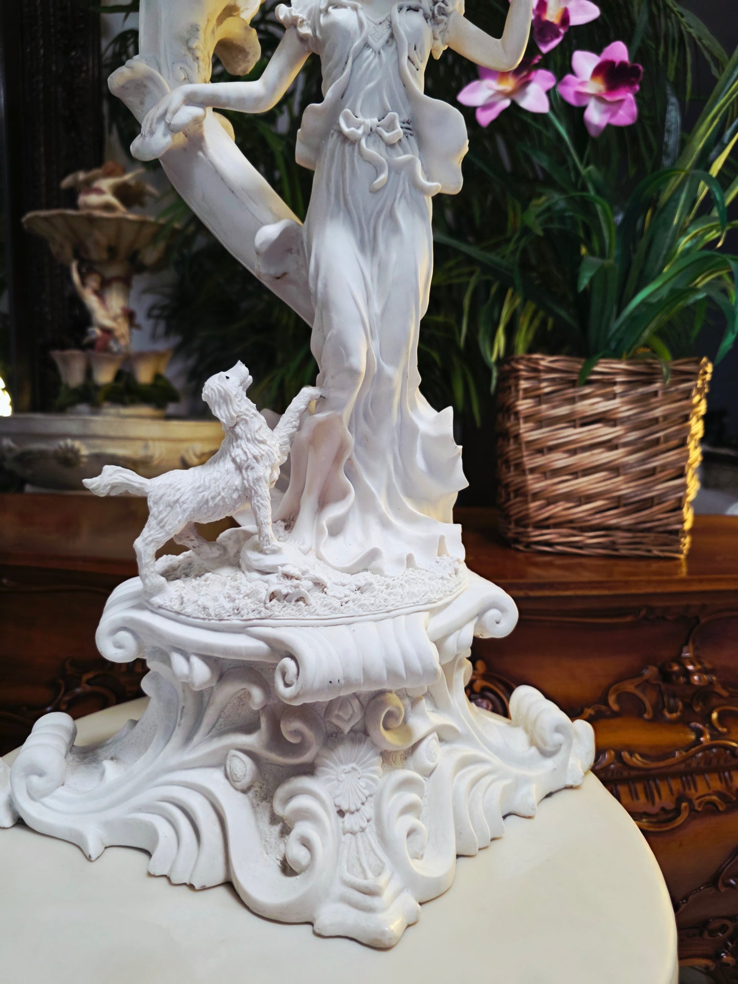 Par de Lamparas con Dos Pedestales – Elegancia Ceremonial Atemporal 🔮🌟