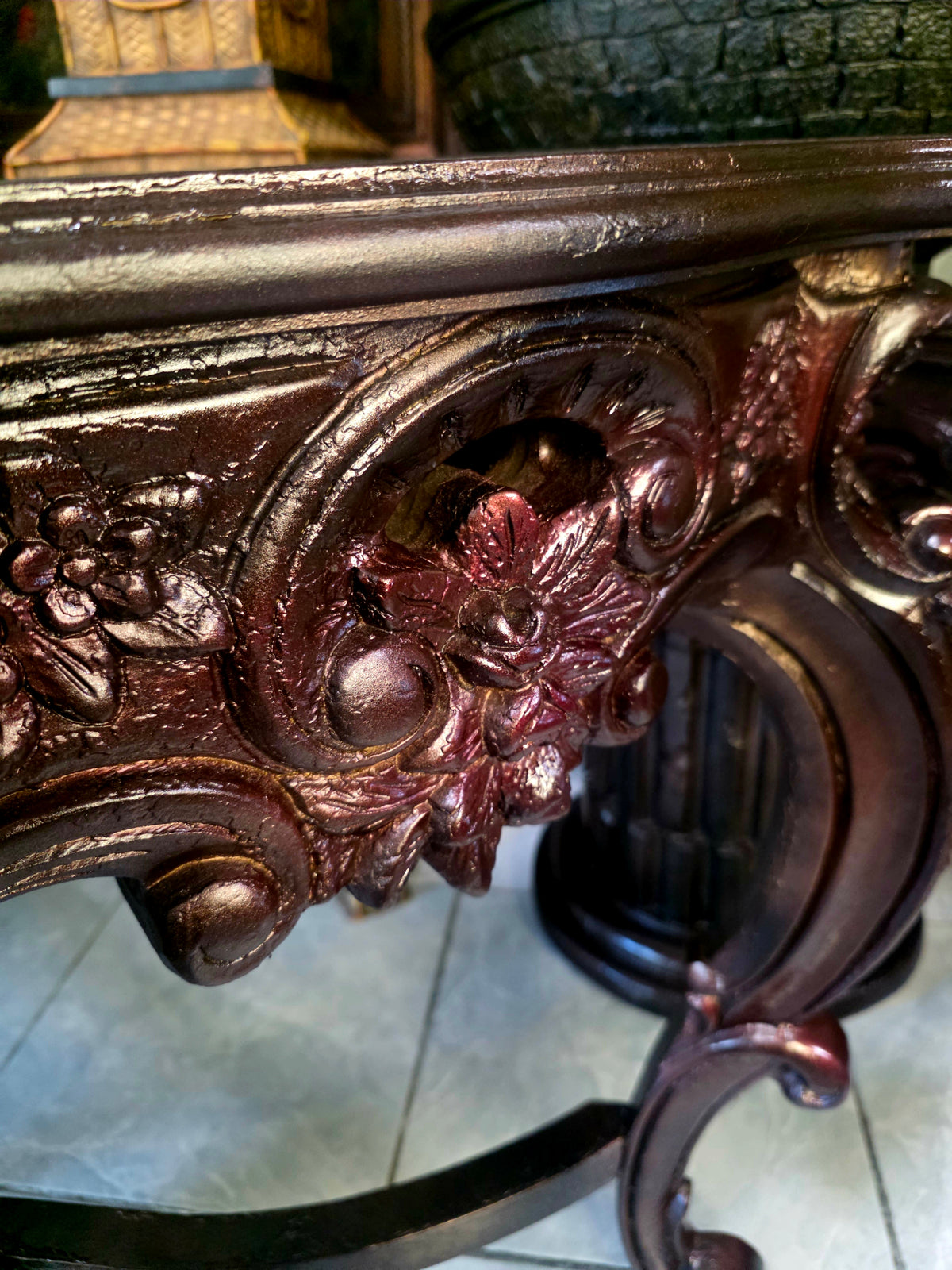 Consola Isabelina – Elegancia Histórica en Madera 🌿🏛️🌿