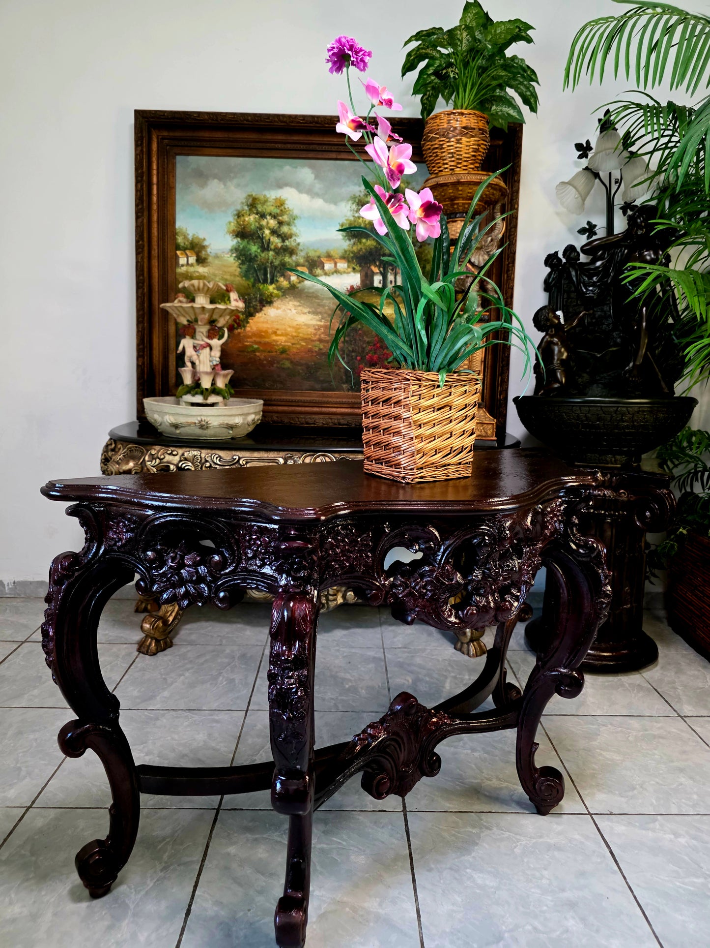 Consola Isabelina – Elegancia Histórica en Madera 🌿🏛️🌿