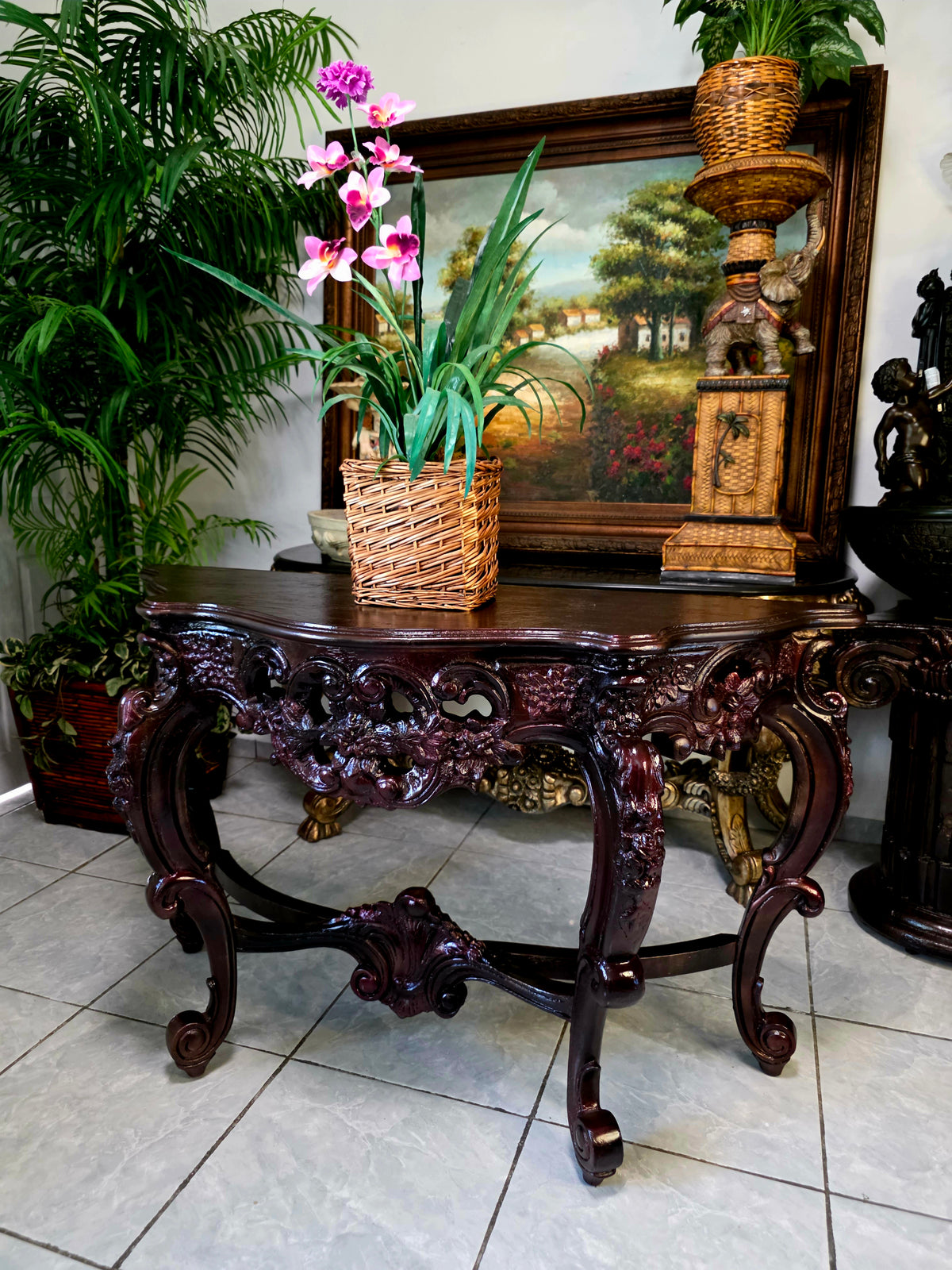 Consola Isabelina – Elegancia Histórica en Madera 🌿🏛️🌿