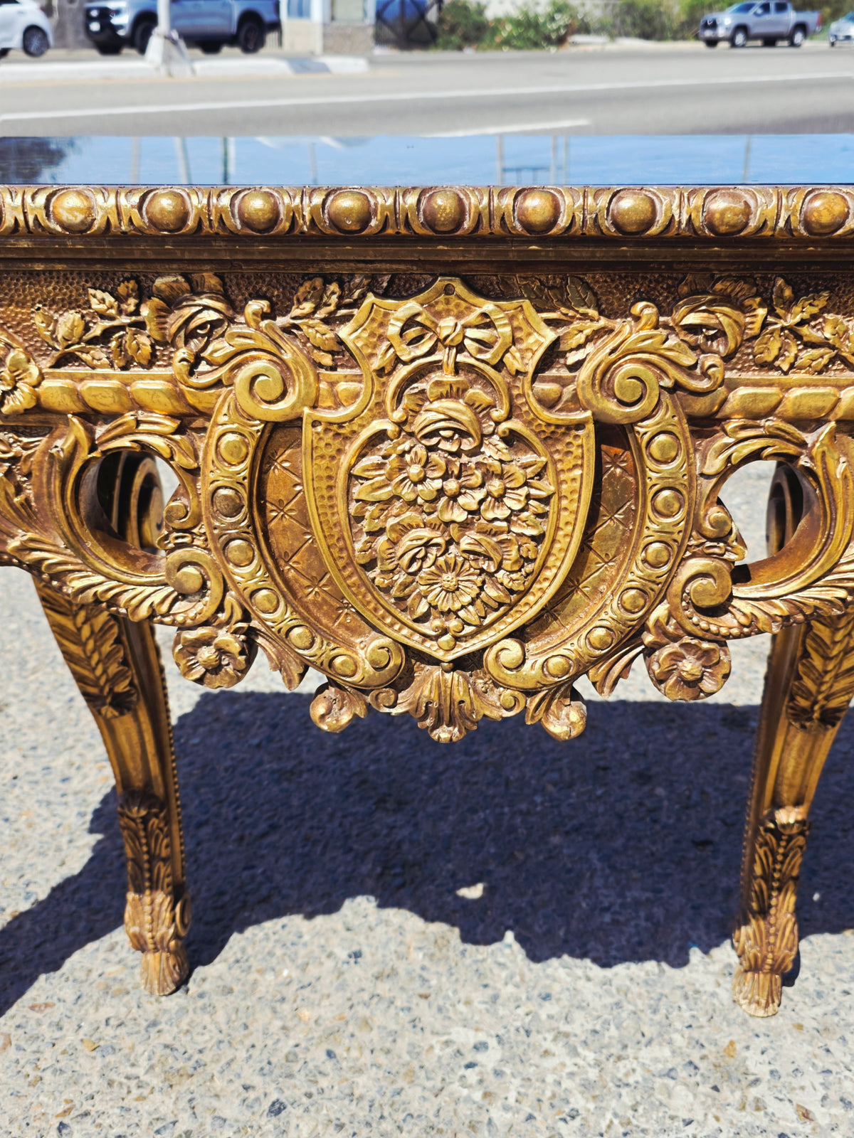 Carved Wooden Credenza with Black Marble Top – Timeless Baroque Elegance 🏛️🌟
