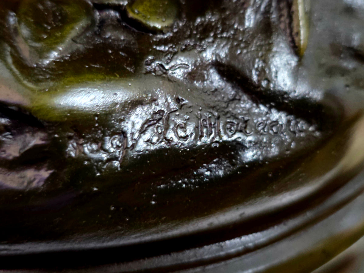 Escultura de Bronce, El Secreto, Firmada por Auguste Moreau 🕊️🌿