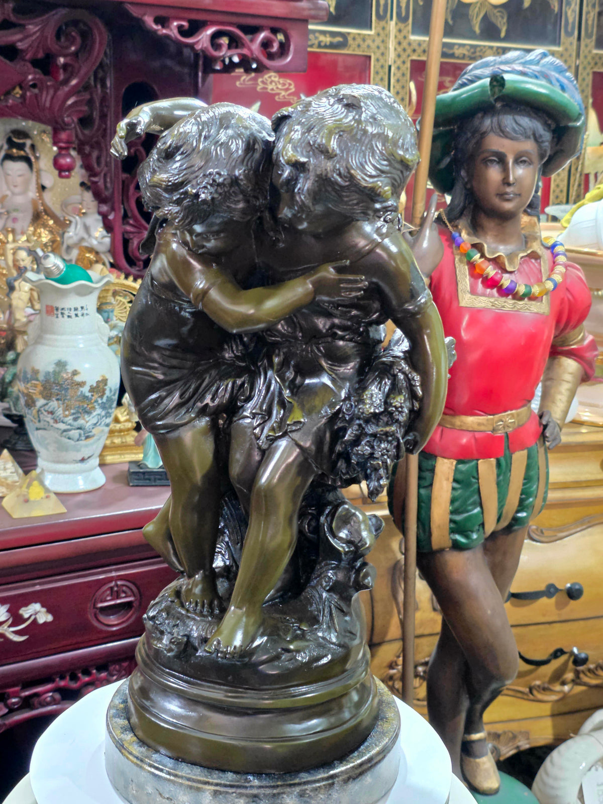 Escultura de Bronce, El Secreto, Firmada por Auguste Moreau 🕊️🌿