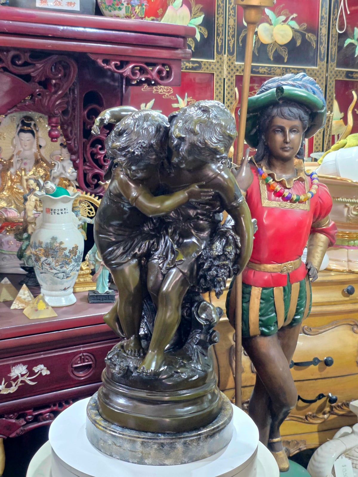 Escultura de Bronce, El Secreto, Firmada por Auguste Moreau 🕊️🌿