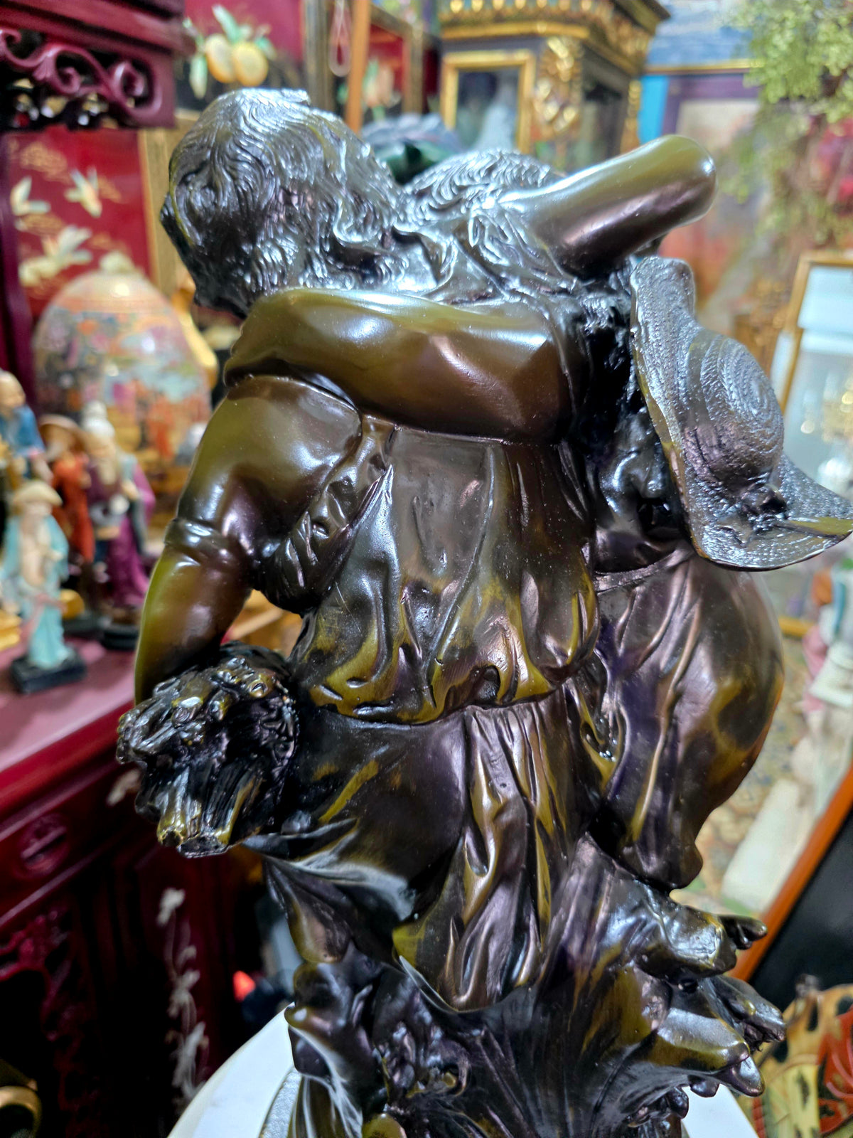 Escultura de Bronce, El Secreto, Firmada por Auguste Moreau 🕊️🌿