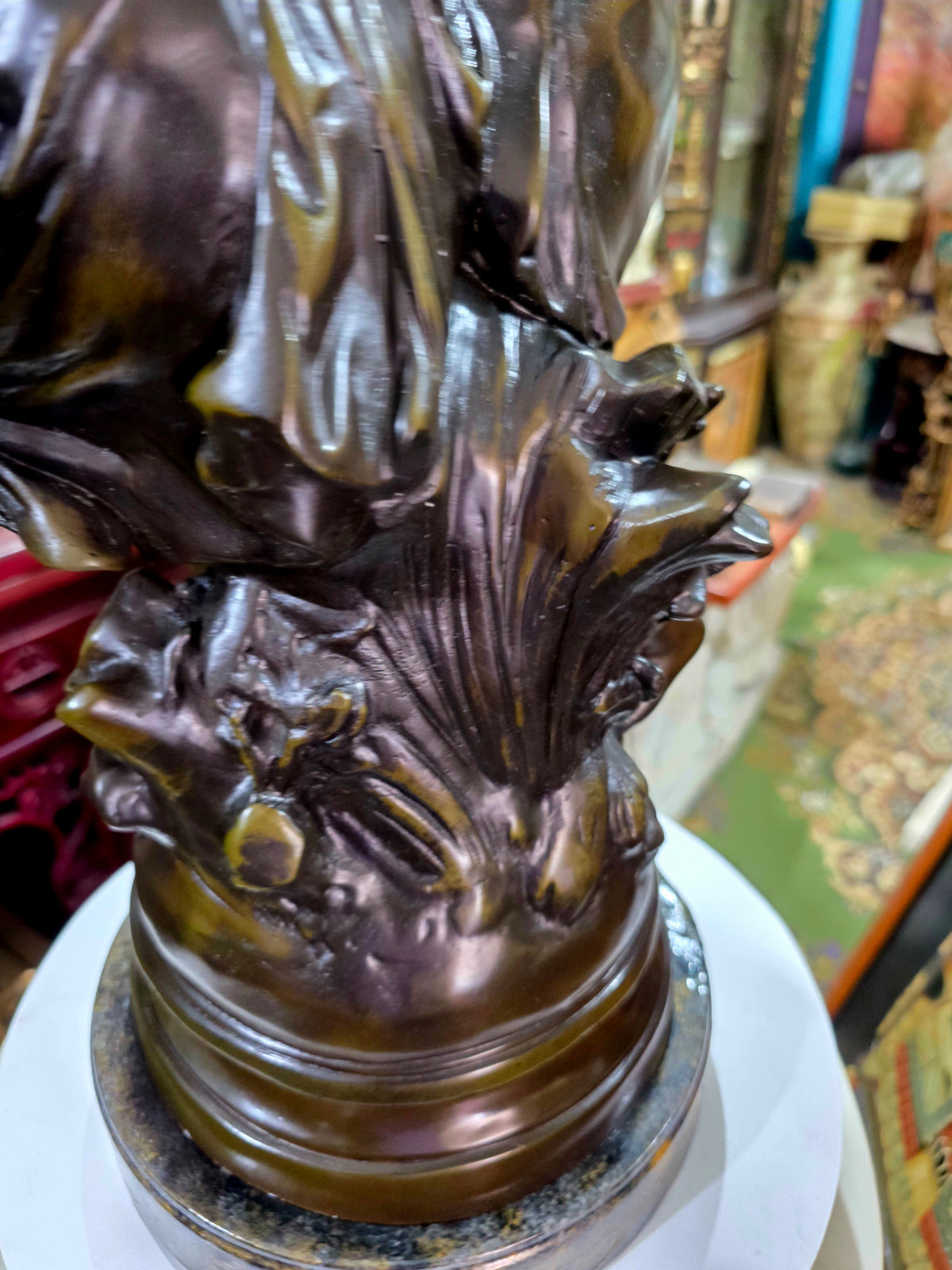 Escultura de Bronce, El Secreto, Firmada por Auguste Moreau 🕊️🌿