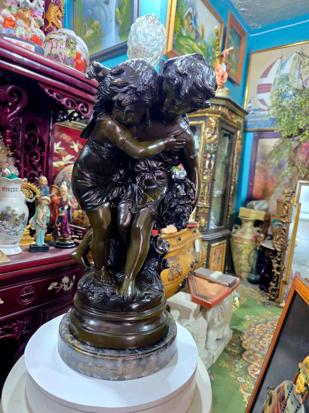 Escultura de Bronce, El Secreto, Firmada por Auguste Moreau 🕊️🌿