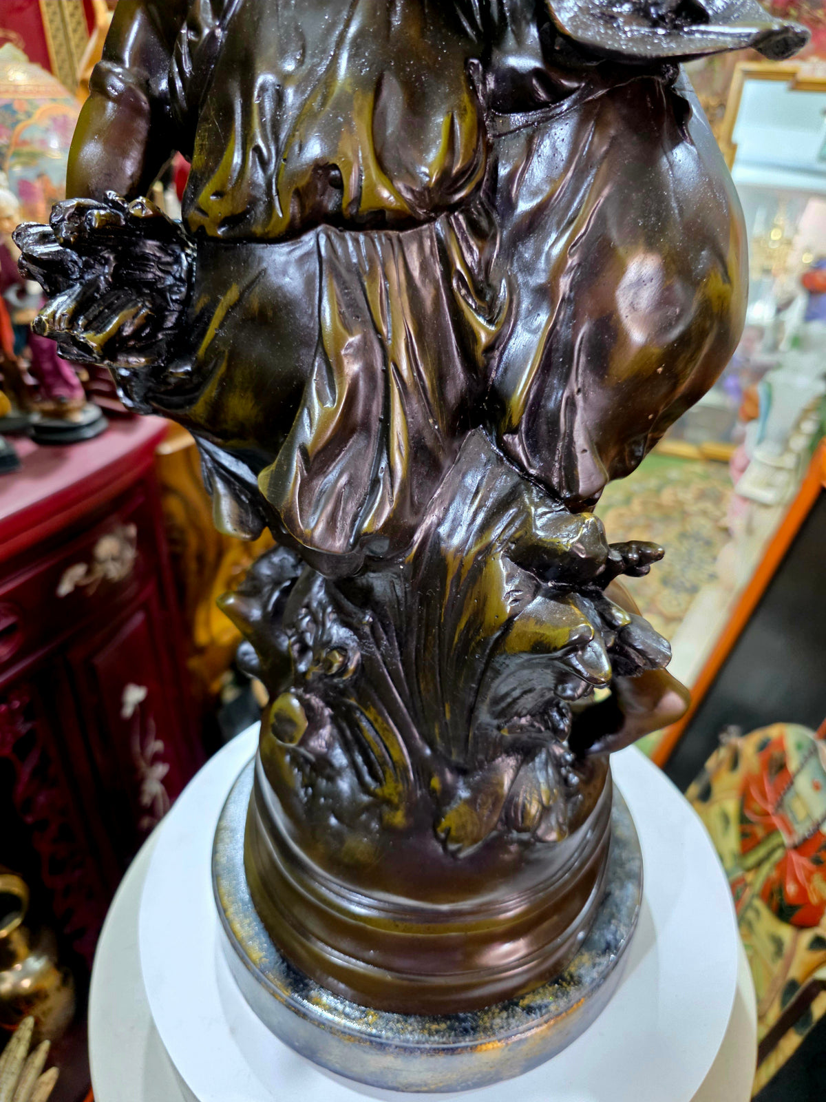 Escultura de Bronce, El Secreto, Firmada por Auguste Moreau 🕊️🌿
