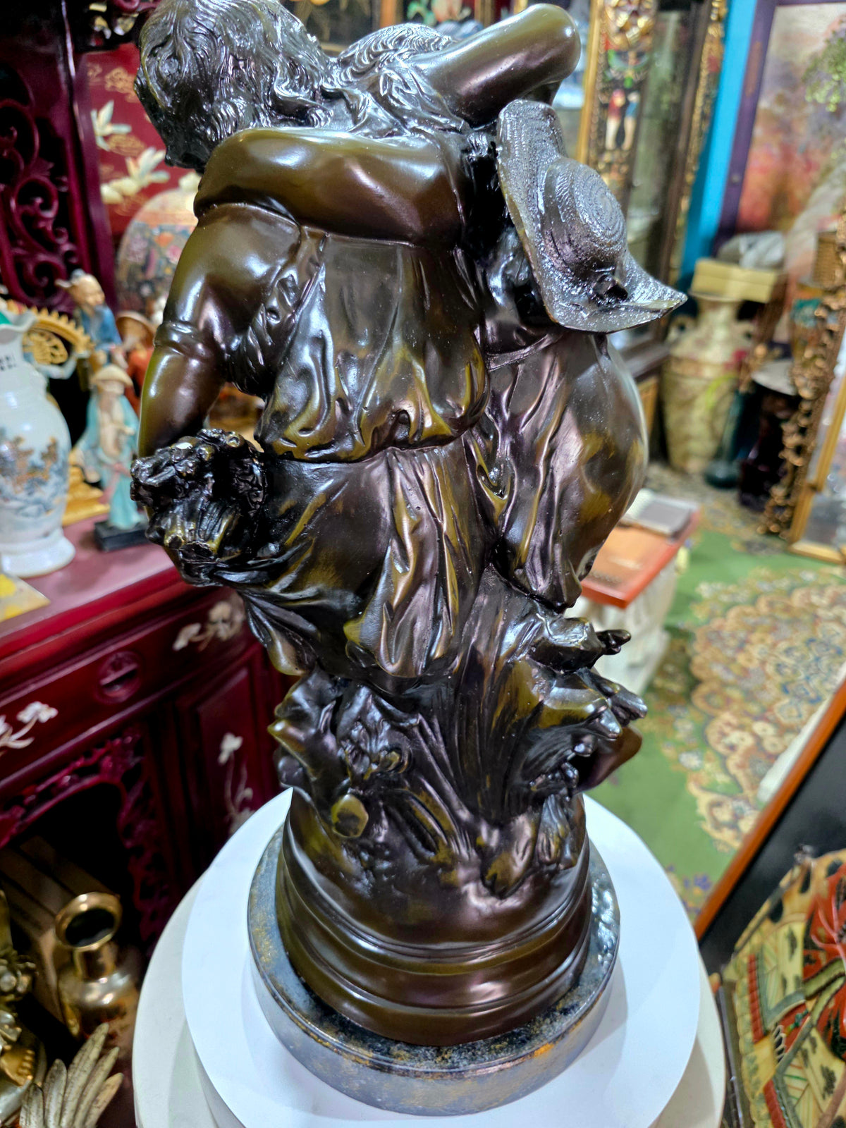 Escultura de Bronce, El Secreto, Firmada por Auguste Moreau 🕊️🌿