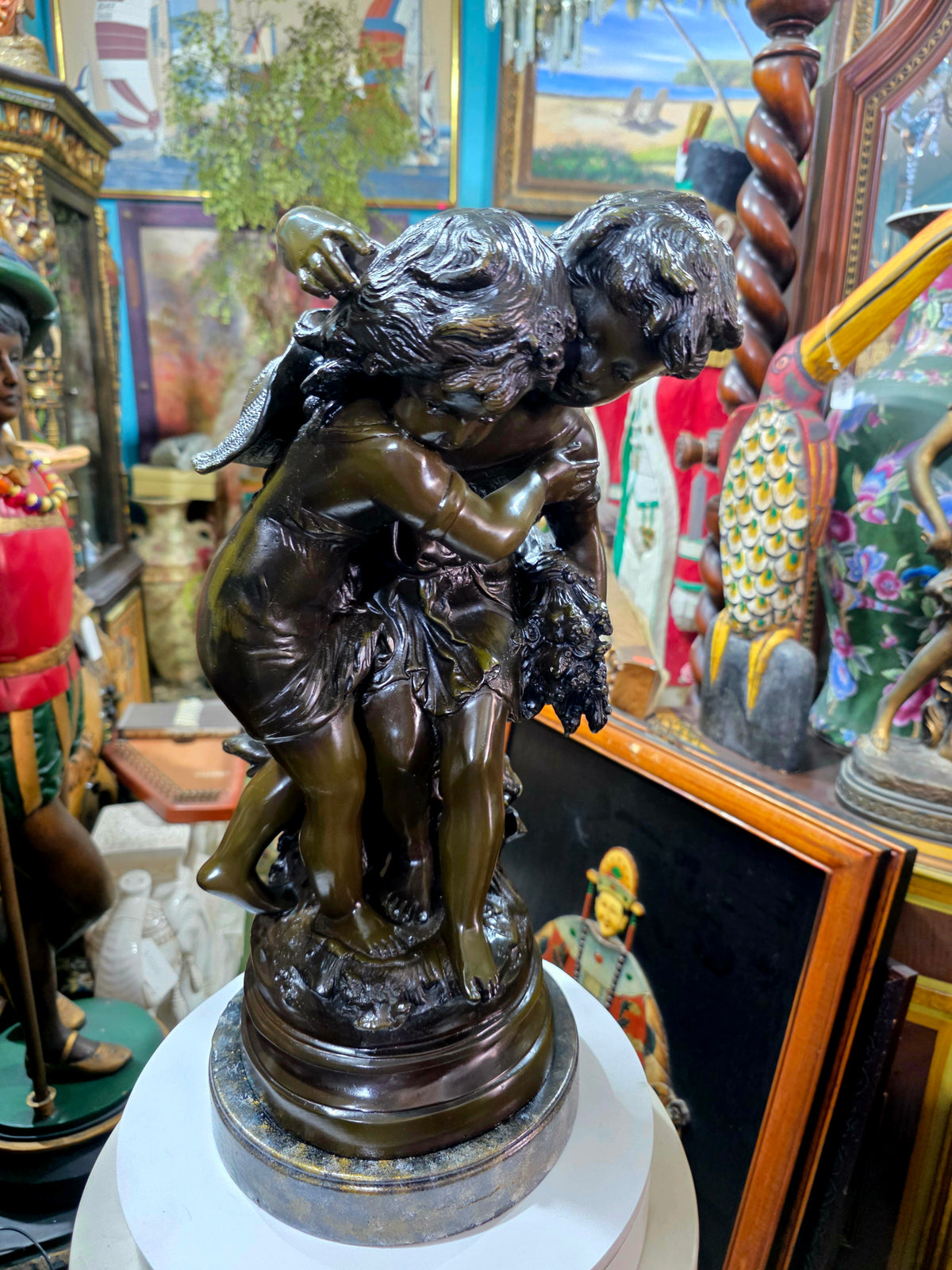 Escultura de Bronce, El Secreto, Firmada por Auguste Moreau 🕊️🌿