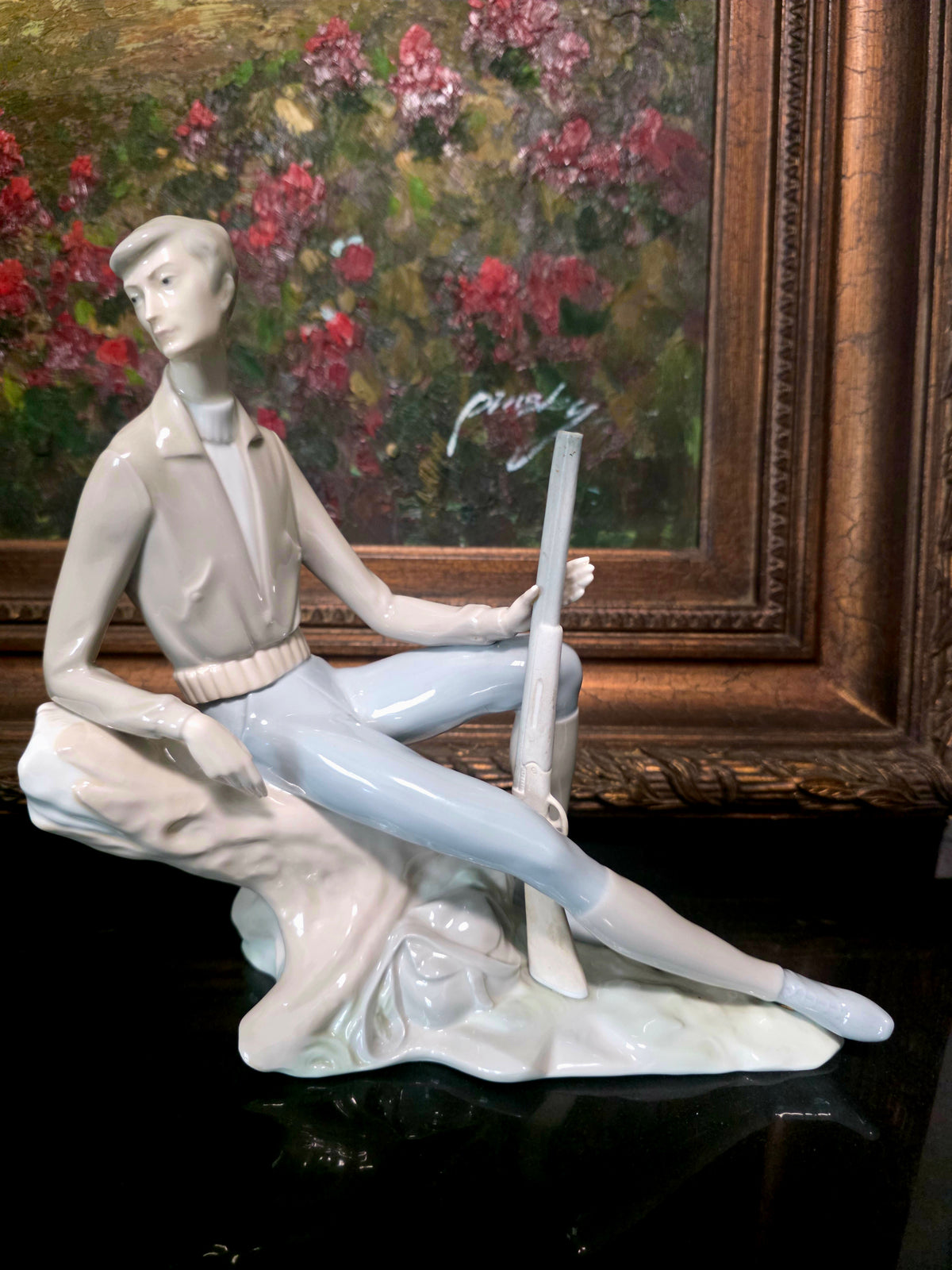 Nao by Lladro "Young Hunter" sculpture ✨🏛️