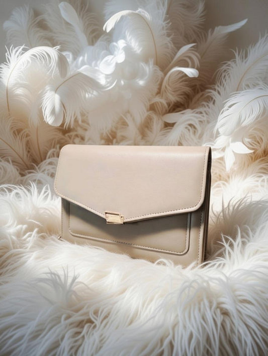 🕊️👜 Greenobil Beige Handbag for Women – Timeless Elegance and Sophisticated Purity ✨🌸