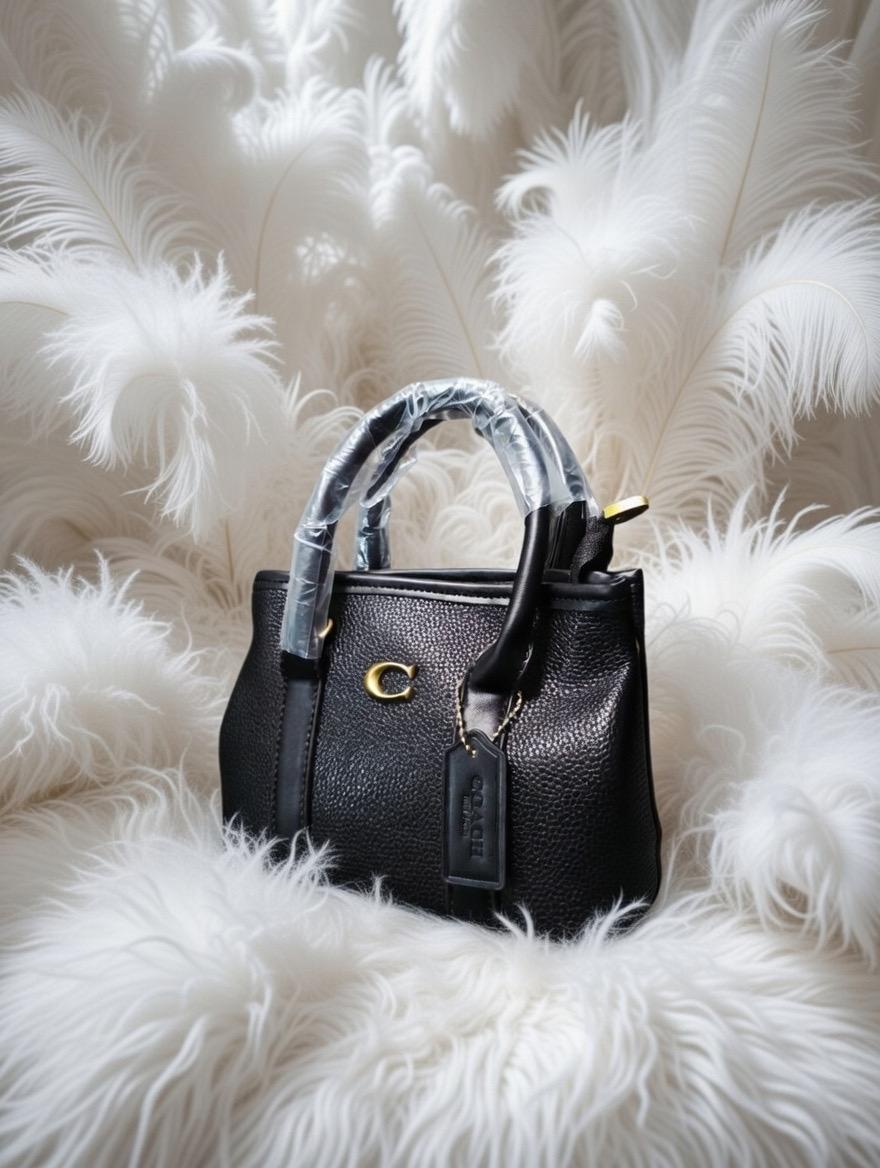 🕊️👜 Coach Negra Bolso Para Dama – Elegancia Atemporal y Carácter Sofisticado ✨🌸