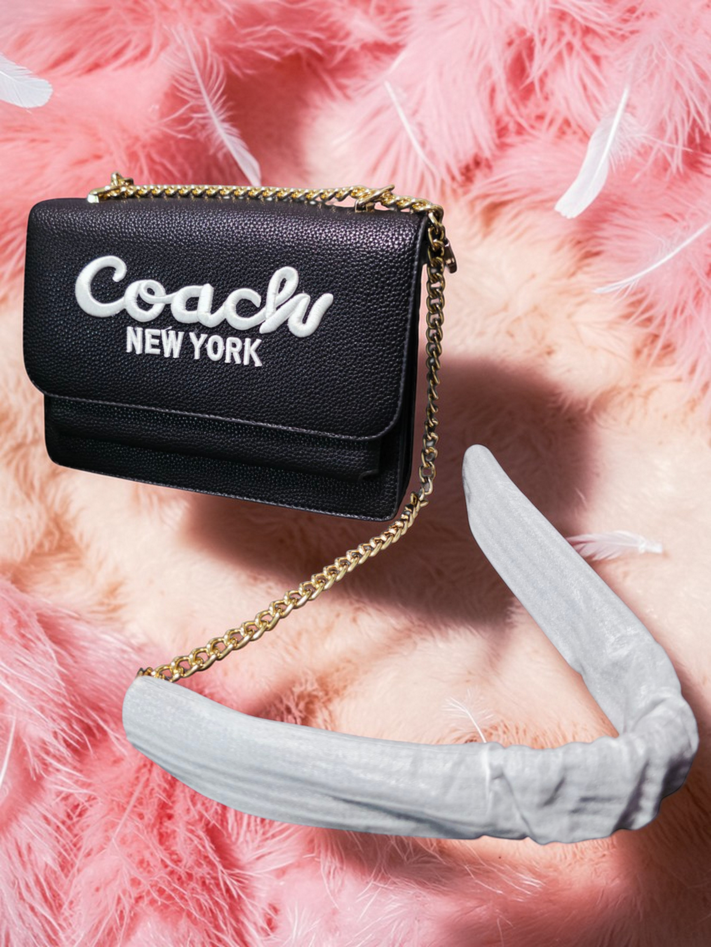 🕊️👜 Coach New York Negra Bolso Para Dama – Distinción Atemporal y Sofisticación Moderna ✨🌸