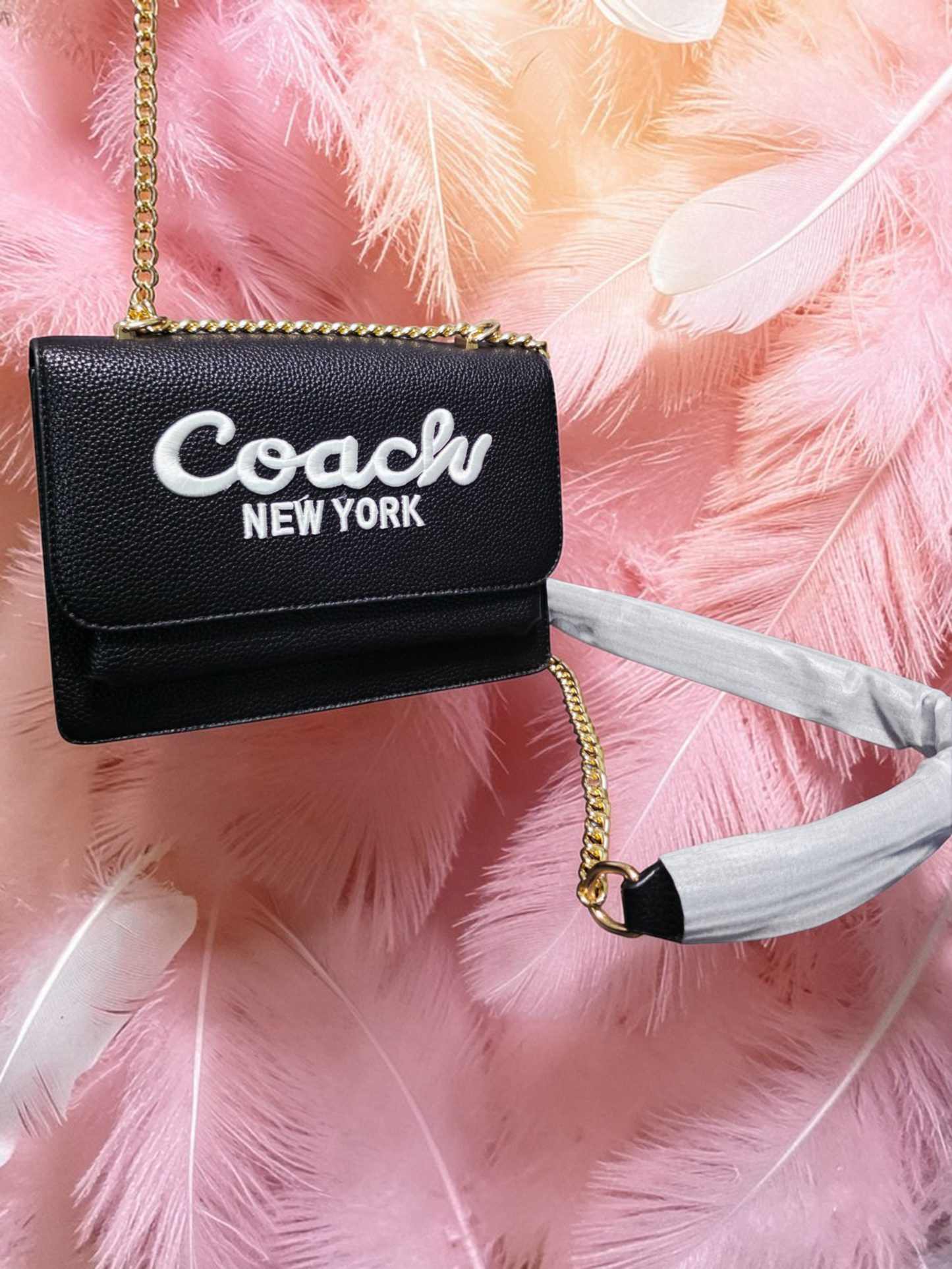 🕊️👜 Coach New York Negra Bolso Para Dama – Distinción Atemporal y Sofisticación Moderna ✨🌸