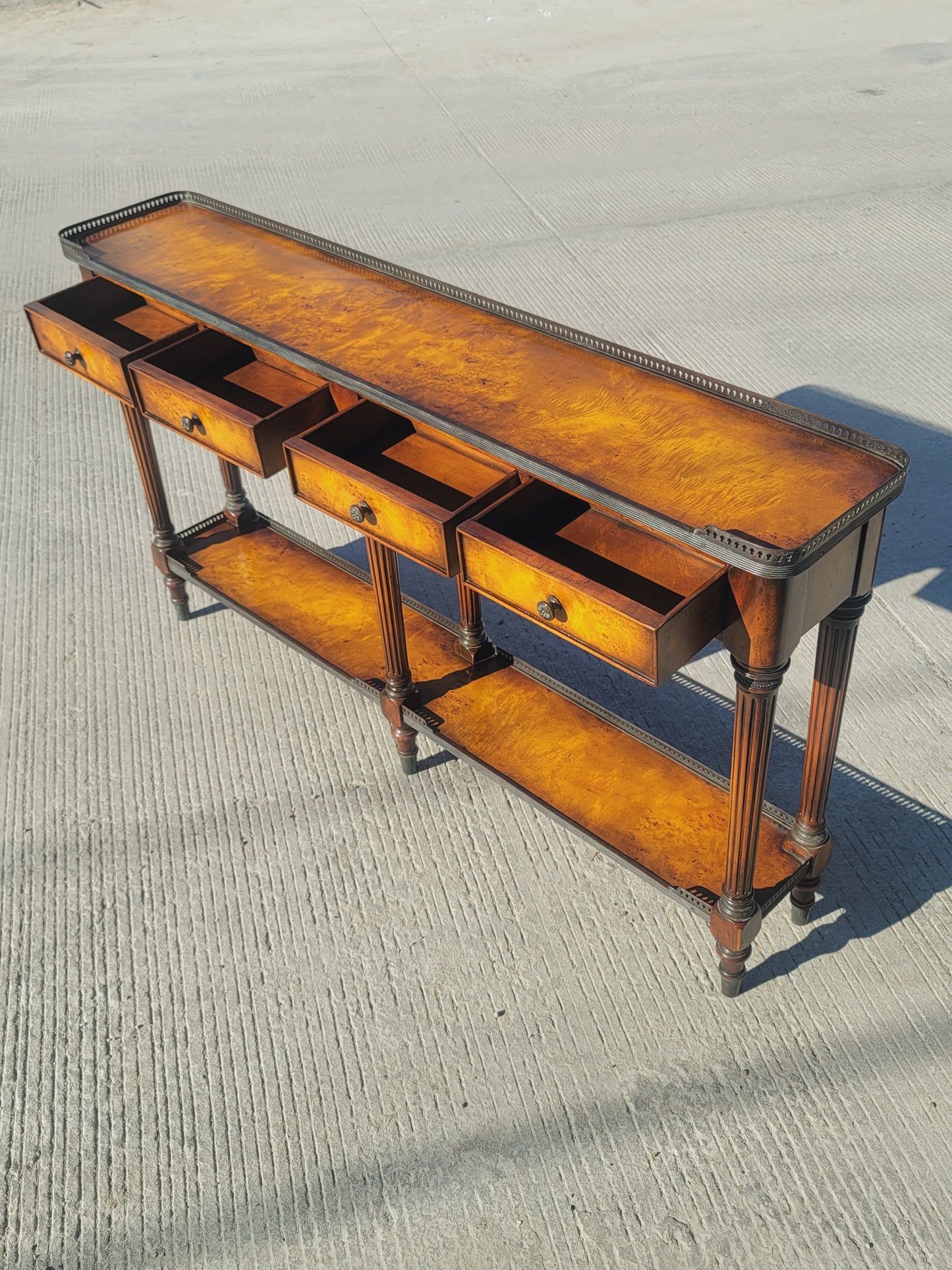 🍀French Style Credenza - Sideboard Regency Credenza🍀