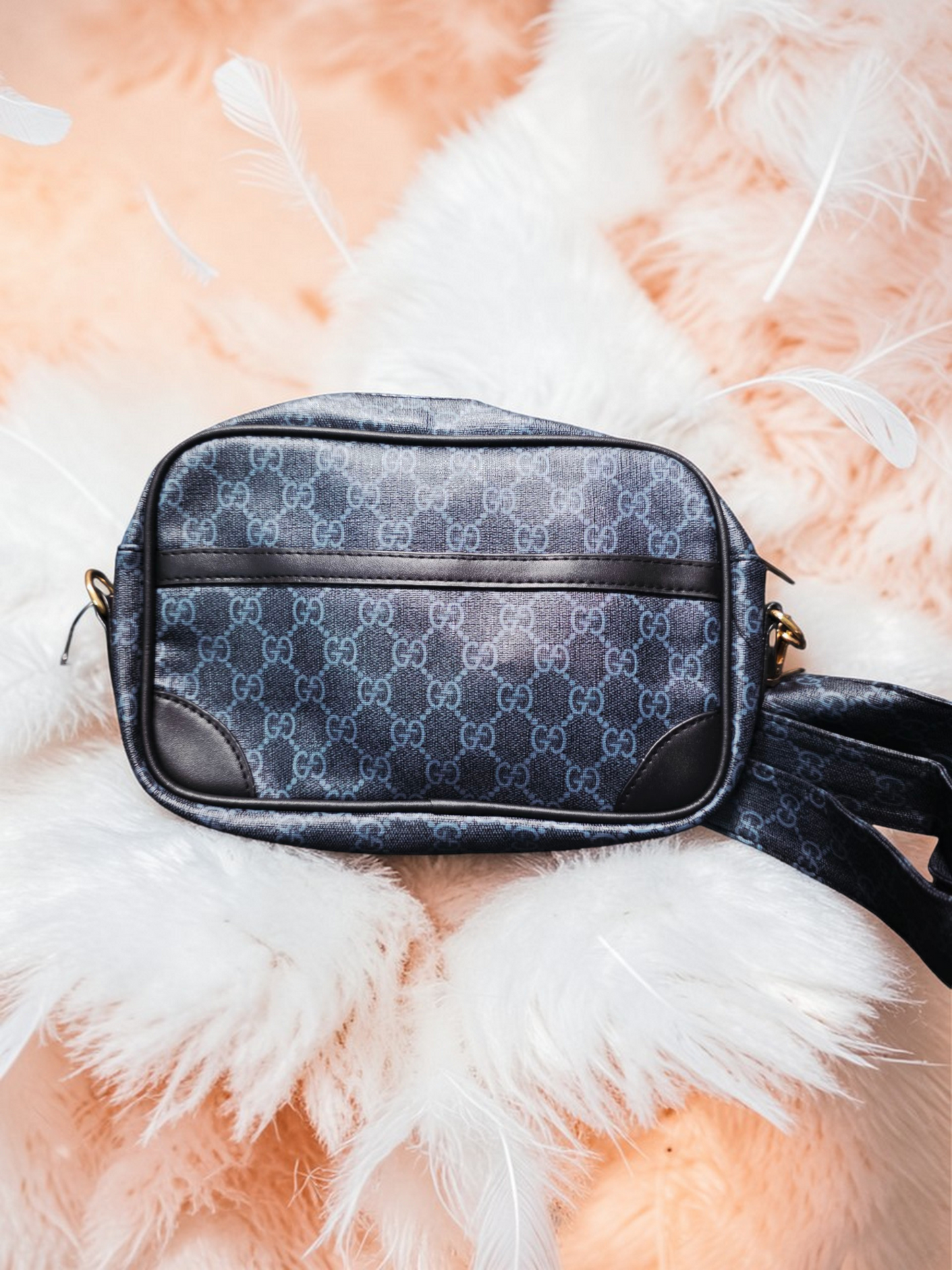🕊️👜 Gucci Black Handbag for Women – Timeless Geometry and Feminine Distinction ✨🏛️