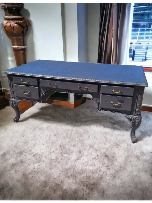 🌟Classic Matte Black Wooden Desk🌟