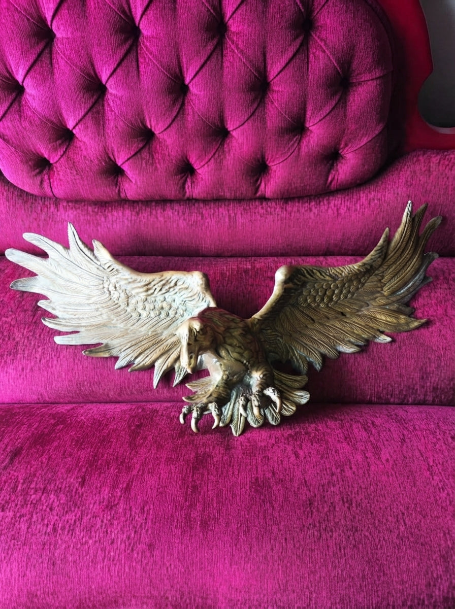 Escultura De Aguila Bronce Dorado Con Patina Verde🦅