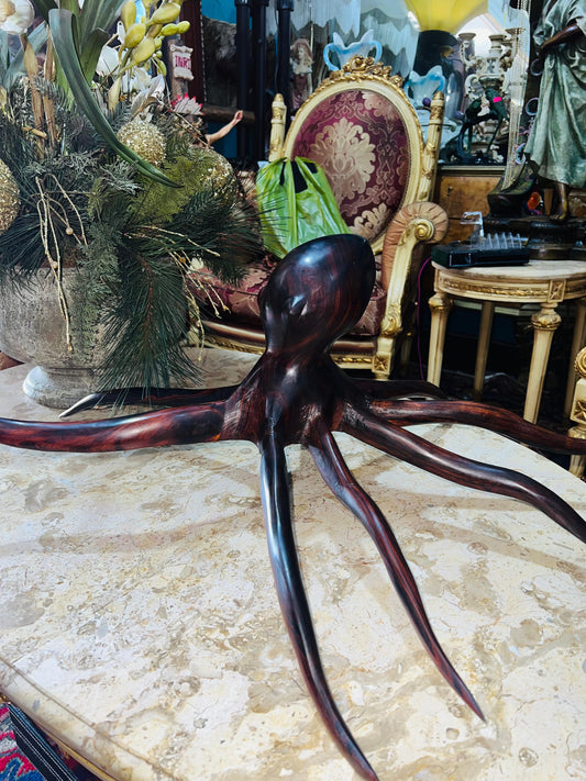 🦅 Bronze Sculpture of an Eagle in Flight with a Globe for Sale 🦅