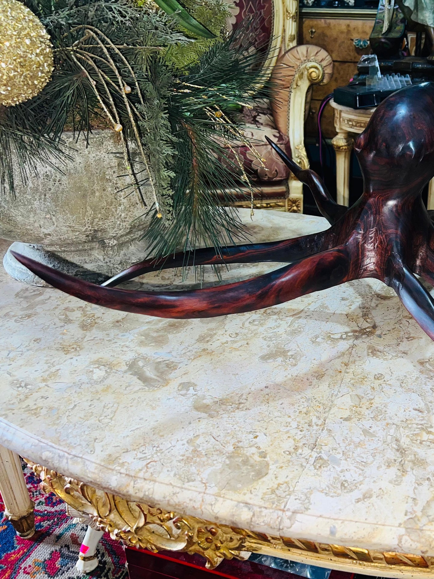 🐙✨ Escultura de Pulpo: Arte Náutico en Madera de Palofierro ✨🐙