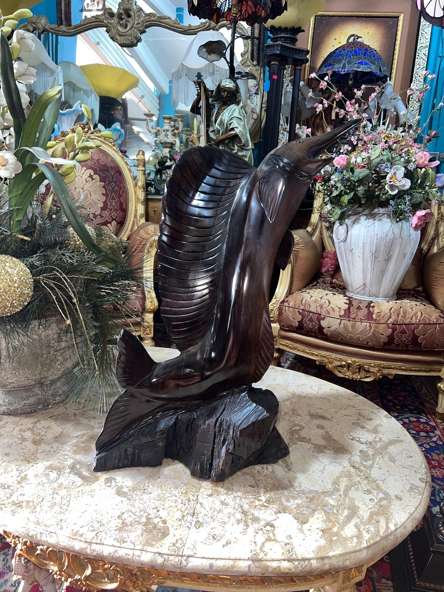🐟✨ ¡Escultura de Pez Espada en Madera de Palofierro! ✨🐟