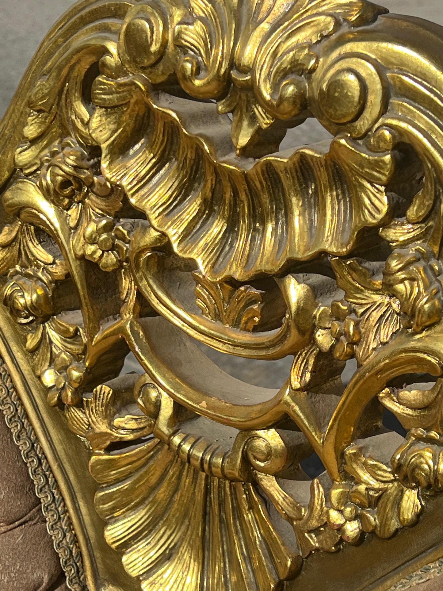 🇫🇷 Elegante Sala de 7 Piezas Marco decorado en hoja de oro solido 🇫🇷