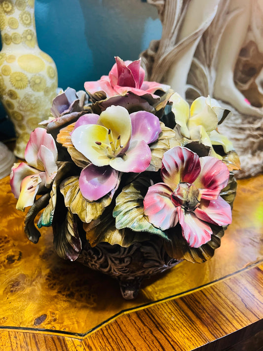 🌸 Porcelain flower basket, Capo Del Monte floral arrangement🌸