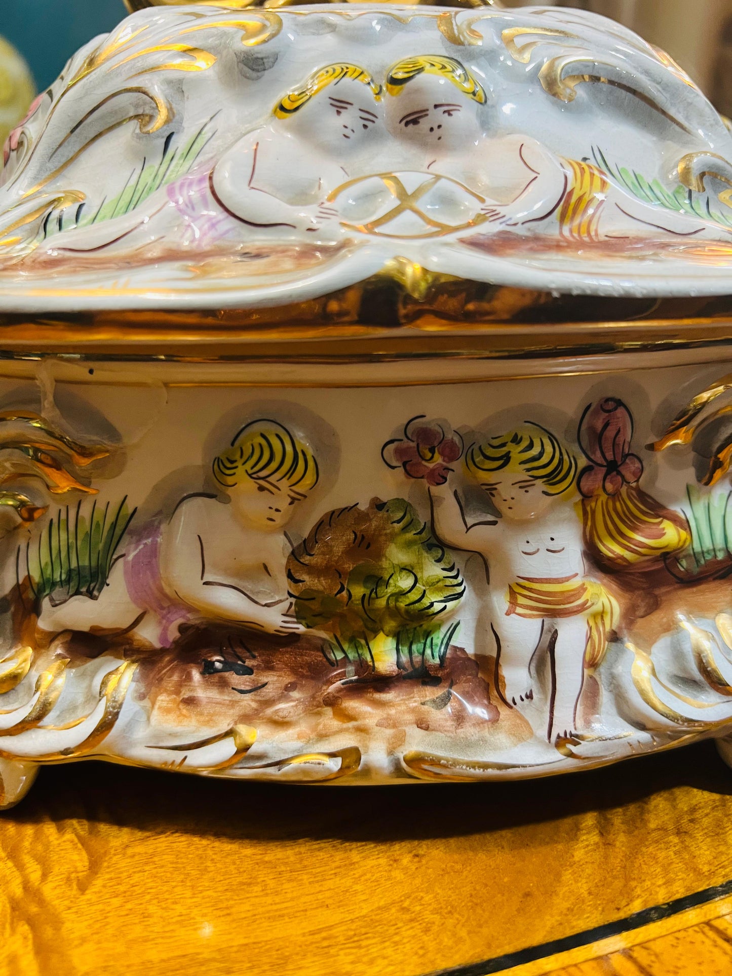 Sopera Vintage de Porcelana Auténtica - Estilo Oriental