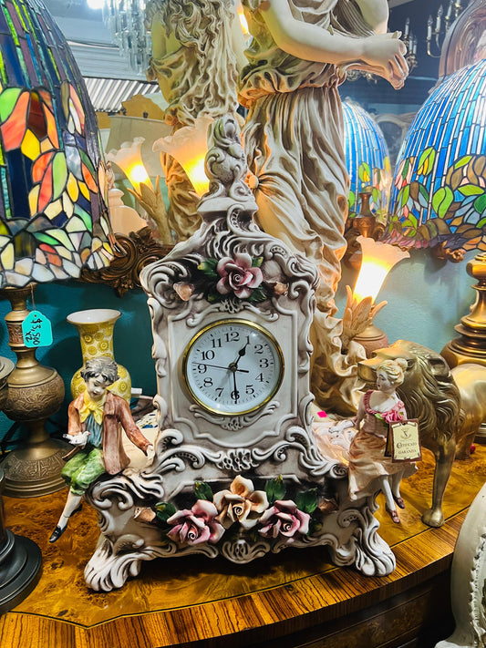 🕰️✨Capo Del Monte Clock with Floral Details from the 19th Century✨🕰️