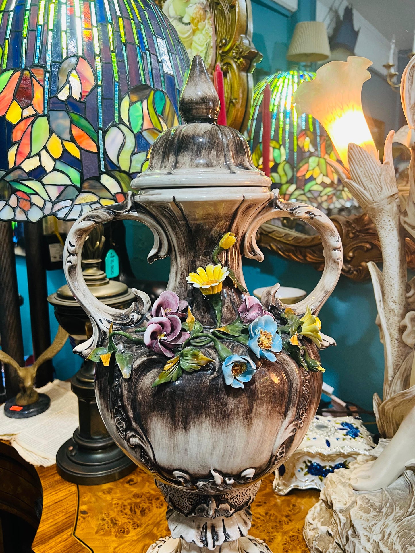 🌺🌼🏺19th Century Capo Del Monte Floral Inlaid Vase and Lid for Sale 🏺🌼🌺