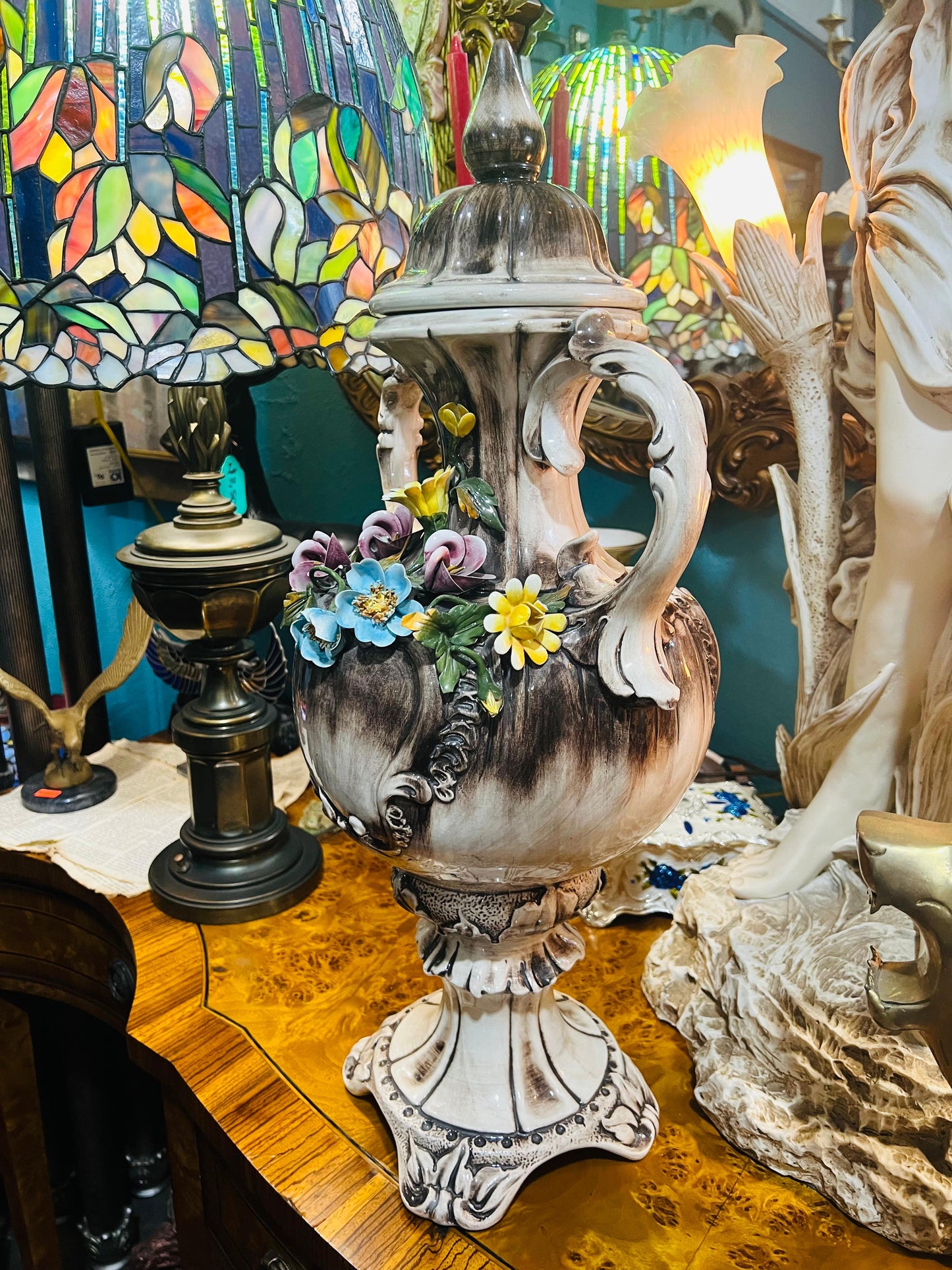 🌺🌼🏺19th Century Capo Del Monte Floral Inlaid Vase and Lid for Sale 🏺🌼🌺