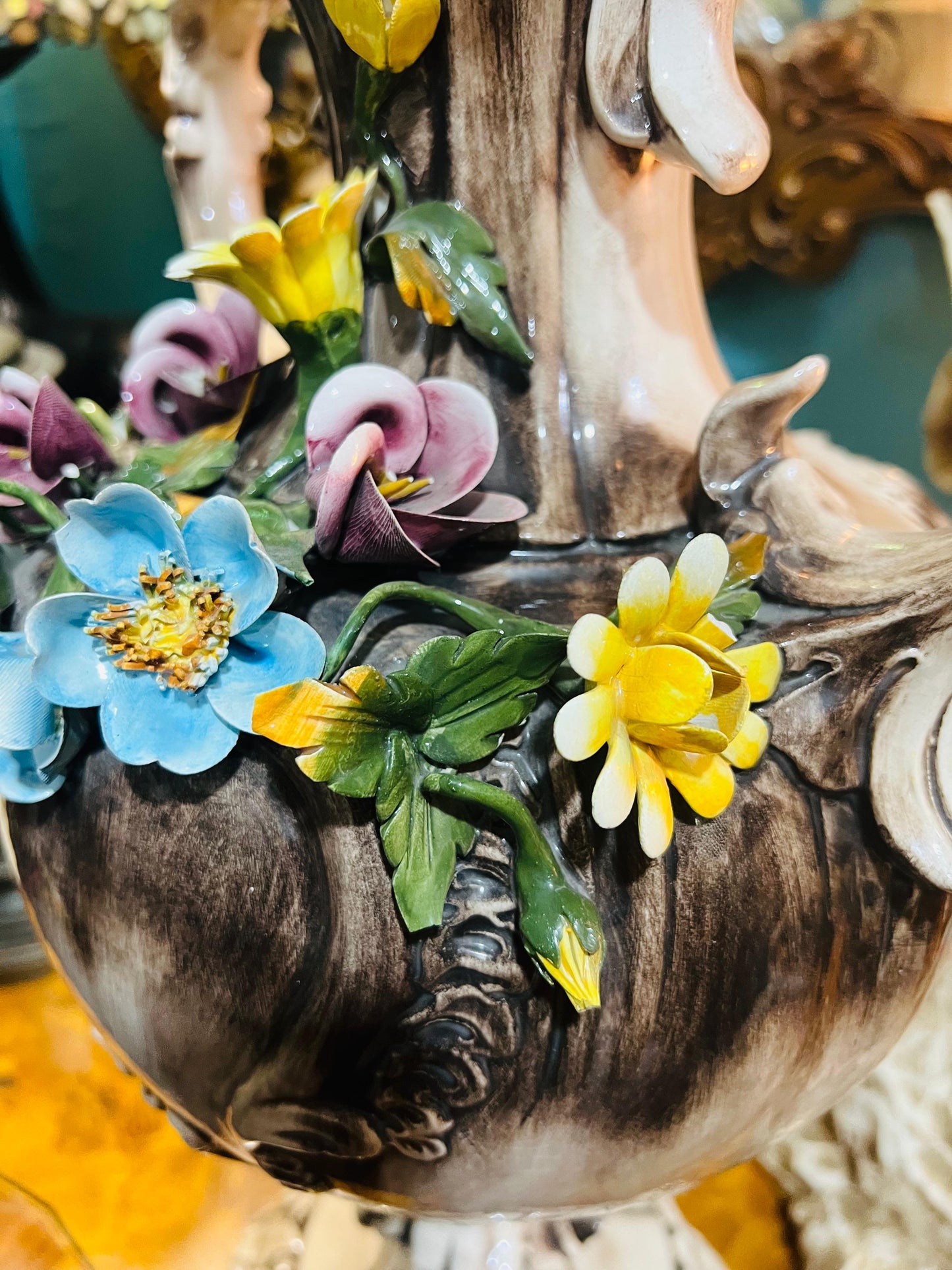 🌺🌼🏺19th Century Capo Del Monte Floral Inlaid Vase and Lid for Sale 🏺🌼🌺