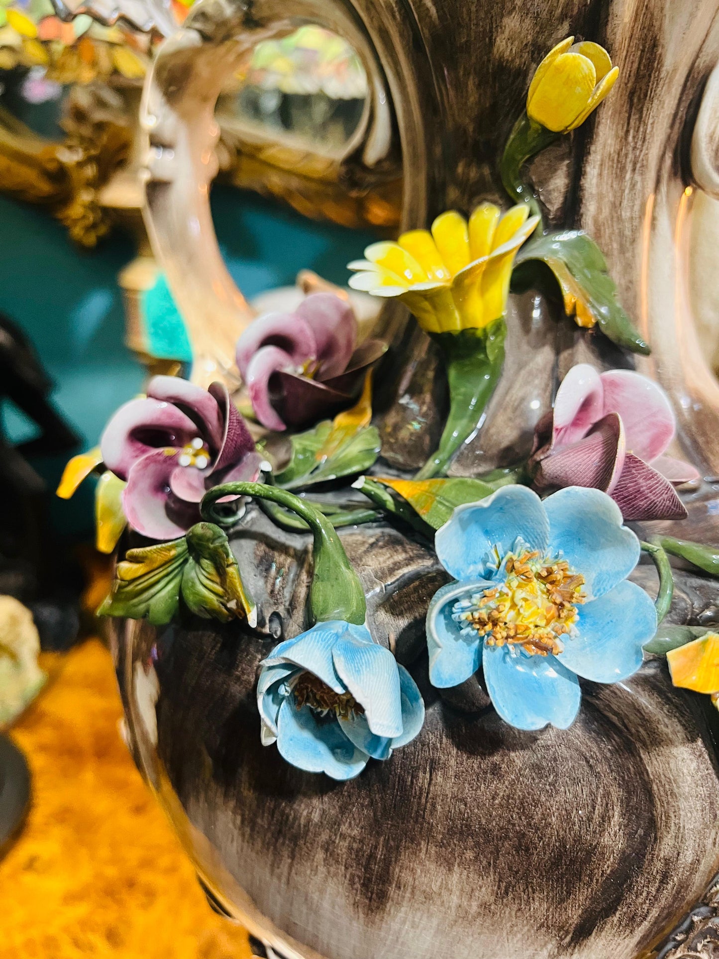 🌺🌼🏺19th Century Capo Del Monte Floral Inlaid Vase and Lid for Sale 🏺🌼🌺