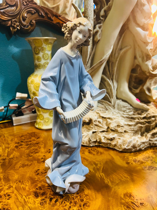 🎨Medical Angel, Fine Porcelain, Lladro 1323, Year of issue 1976🎨 