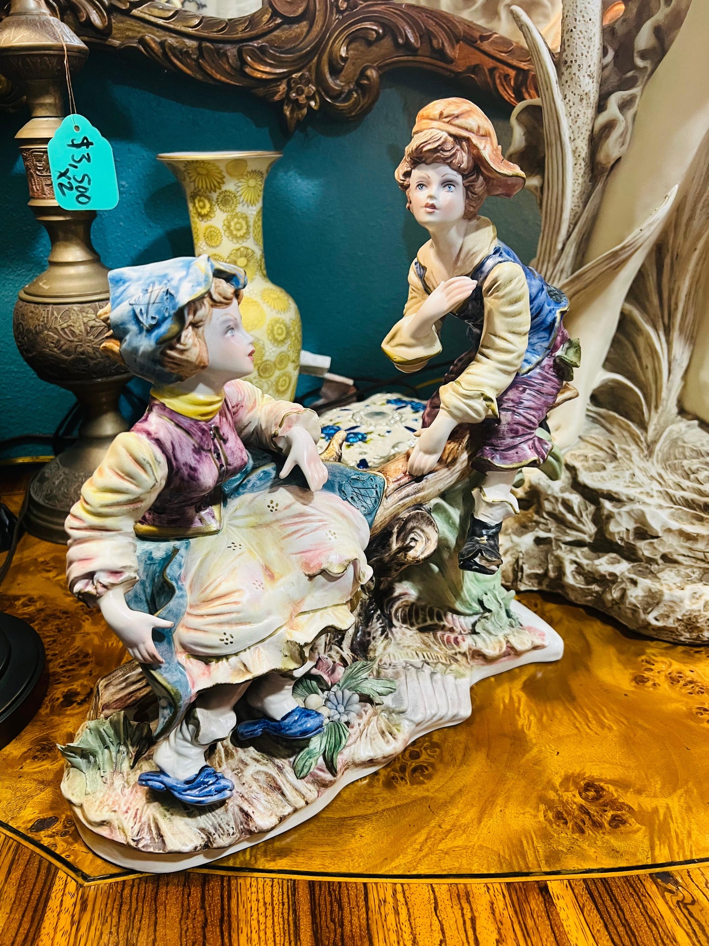 Figura de Porcelana Fina Capo Del Monte ✨