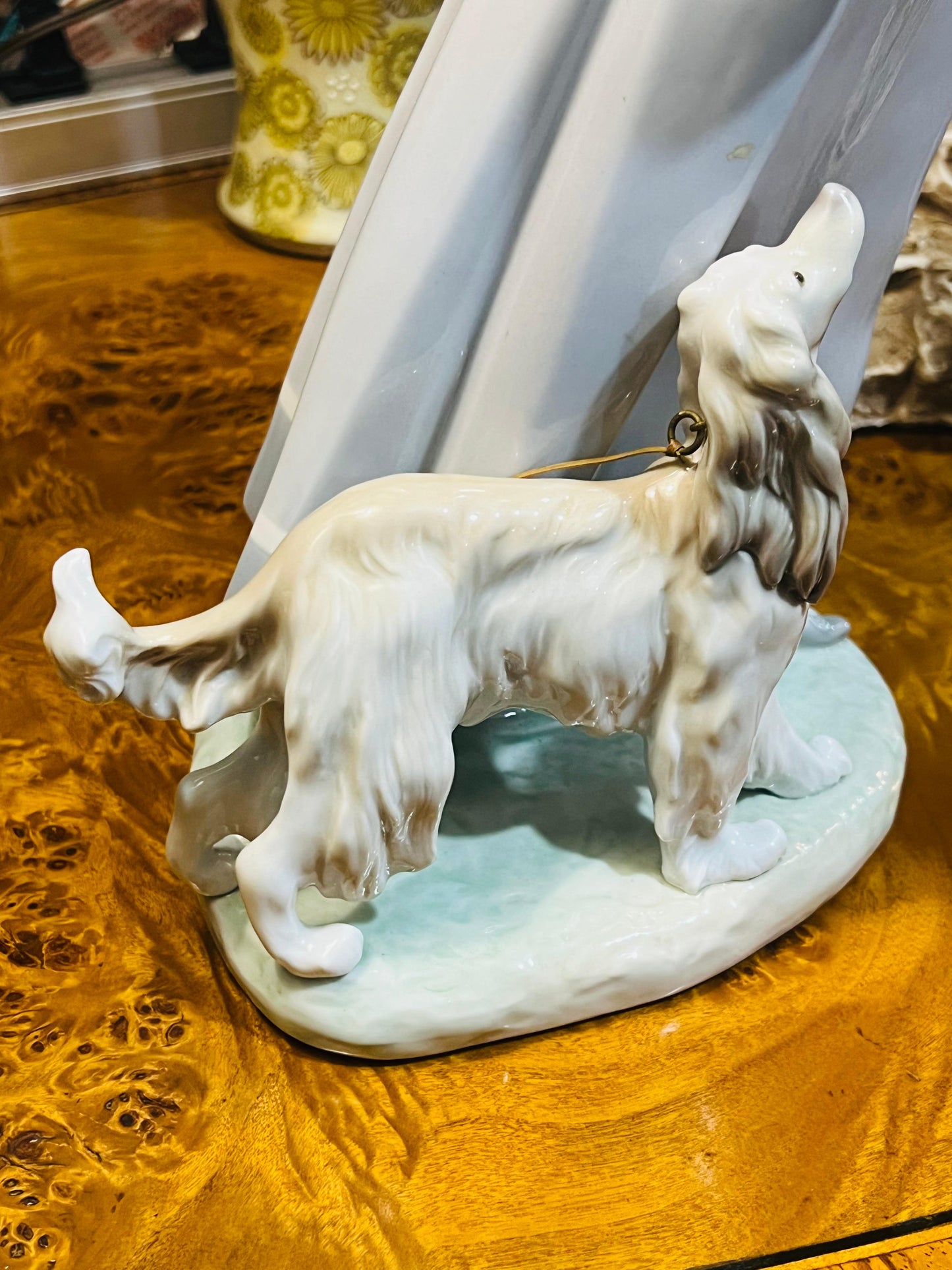 🌸Dama con chal, Lladro 8679, Emision 2014🌸