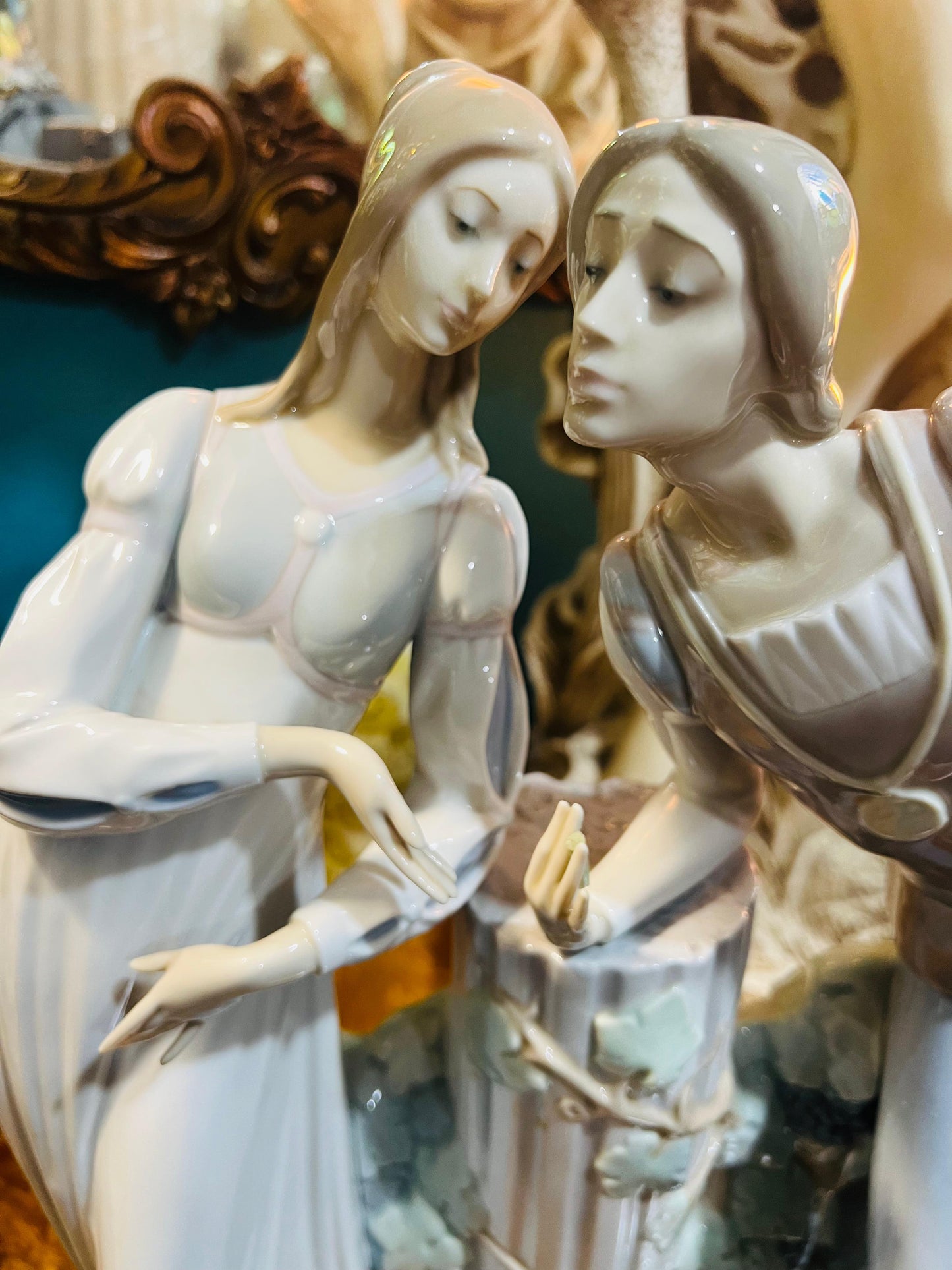 🌟 Escultura de Porcelana Fina Lladro 4750 - Romeo y Julieta  🕊️✨