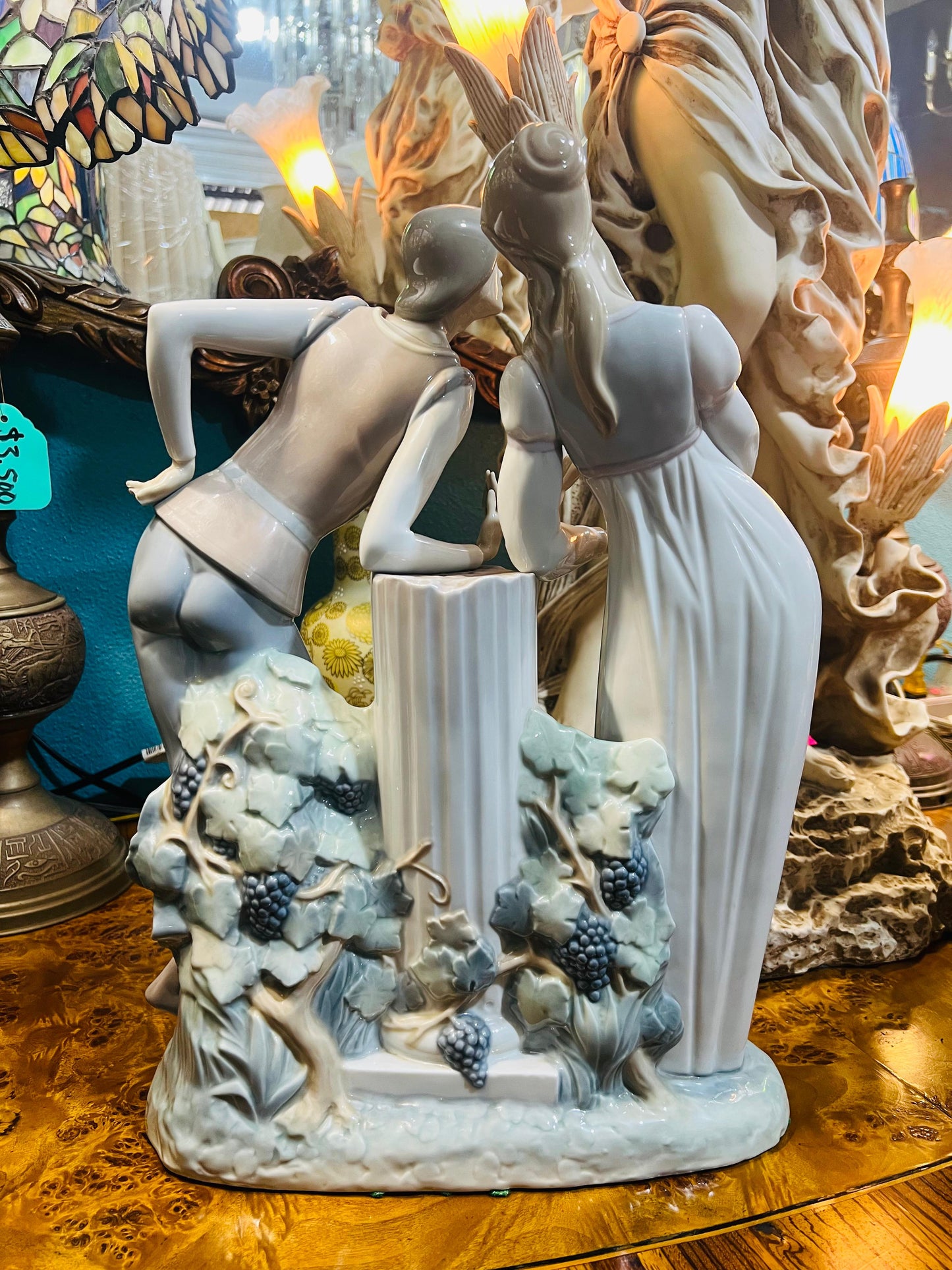 🌟 Escultura de Porcelana Fina Lladro 4750 - Romeo y Julieta  🕊️✨