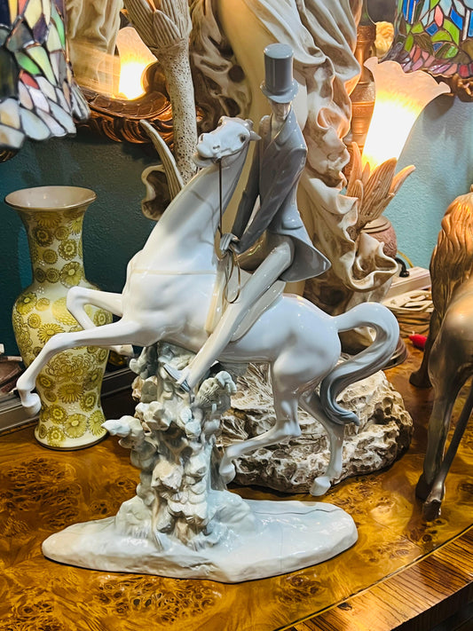 🌟 🌟 Horseman - Lladro 4515, Knight Mounted on Horseback - Authentic and Vintage Year of Issue 1969 and Retired in 1985. 🕊️✨ 🕊️✨