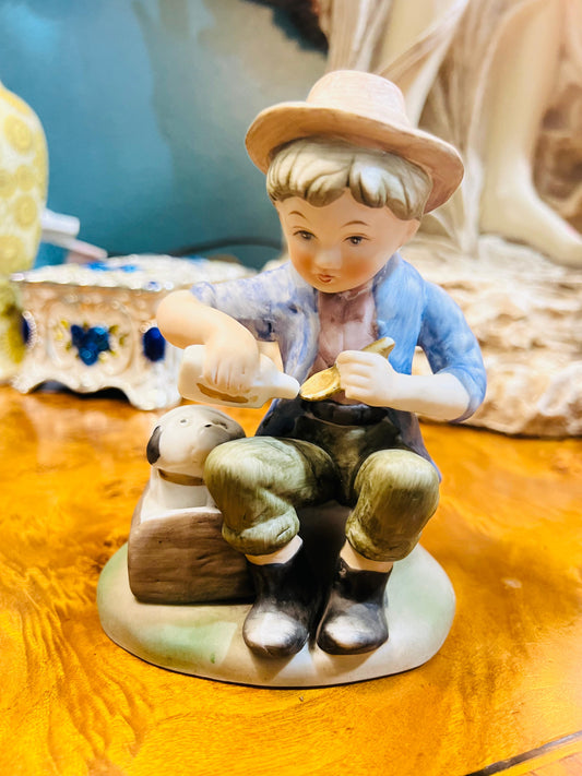 🍾Porcelain Country Capo Del Monte Figurine for your Antique Collection🍾