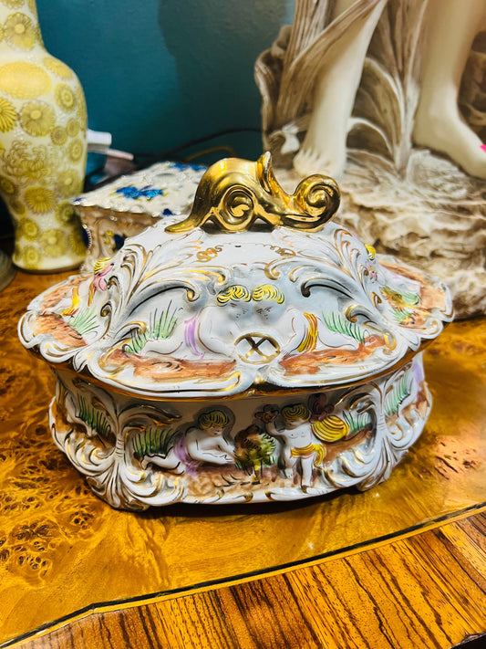 Vintage Authentic Porcelain Soup Tureen - Oriental Style