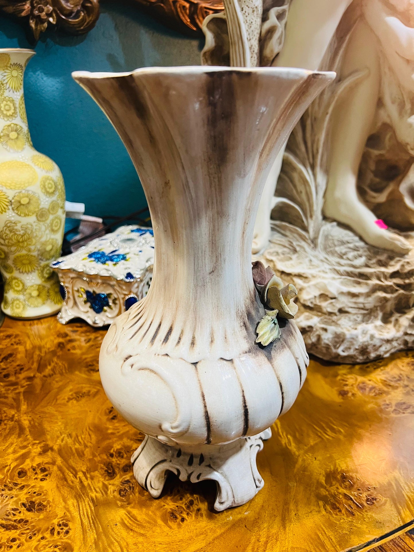 🌸Capodimonte Decorative Vase🌸