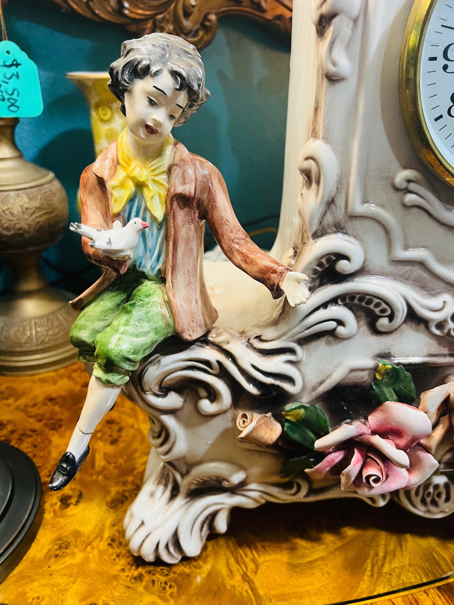 🕰️✨Reloj Capo Del Monte con Detalles Florales del Siglo XIX ✨🕰️