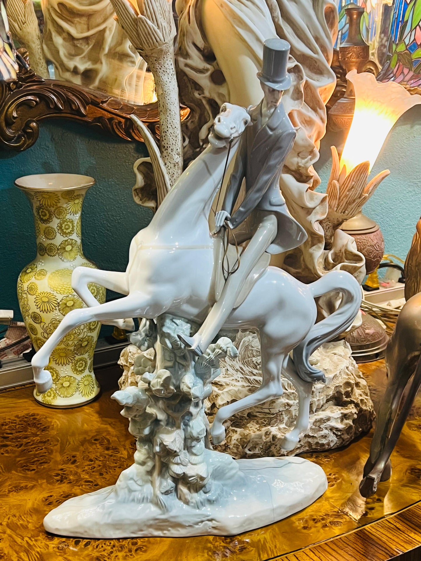 🌟 🌟 Horseman - Lladro 4515, Knight Mounted on Horseback - Authentic and Vintage Year of Issue 1969 and Retired in 1985. 🕊️✨ 🕊️✨