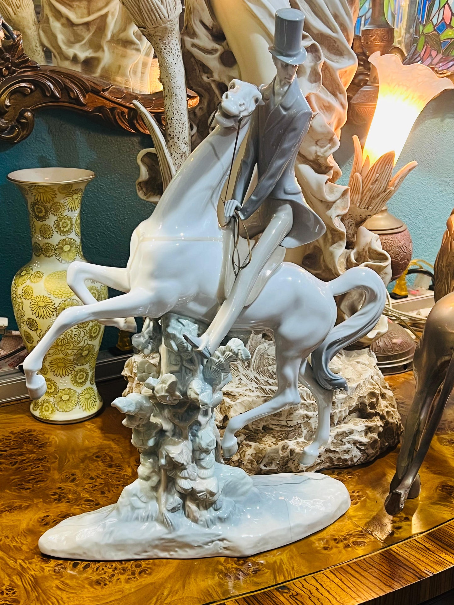 🌟 🌟 Horseman - Lladro 4515, Knight Mounted on Horseback - Authentic and Vintage Year of Issue 1969 and Retired in 1985. 🕊️✨ 🕊️✨