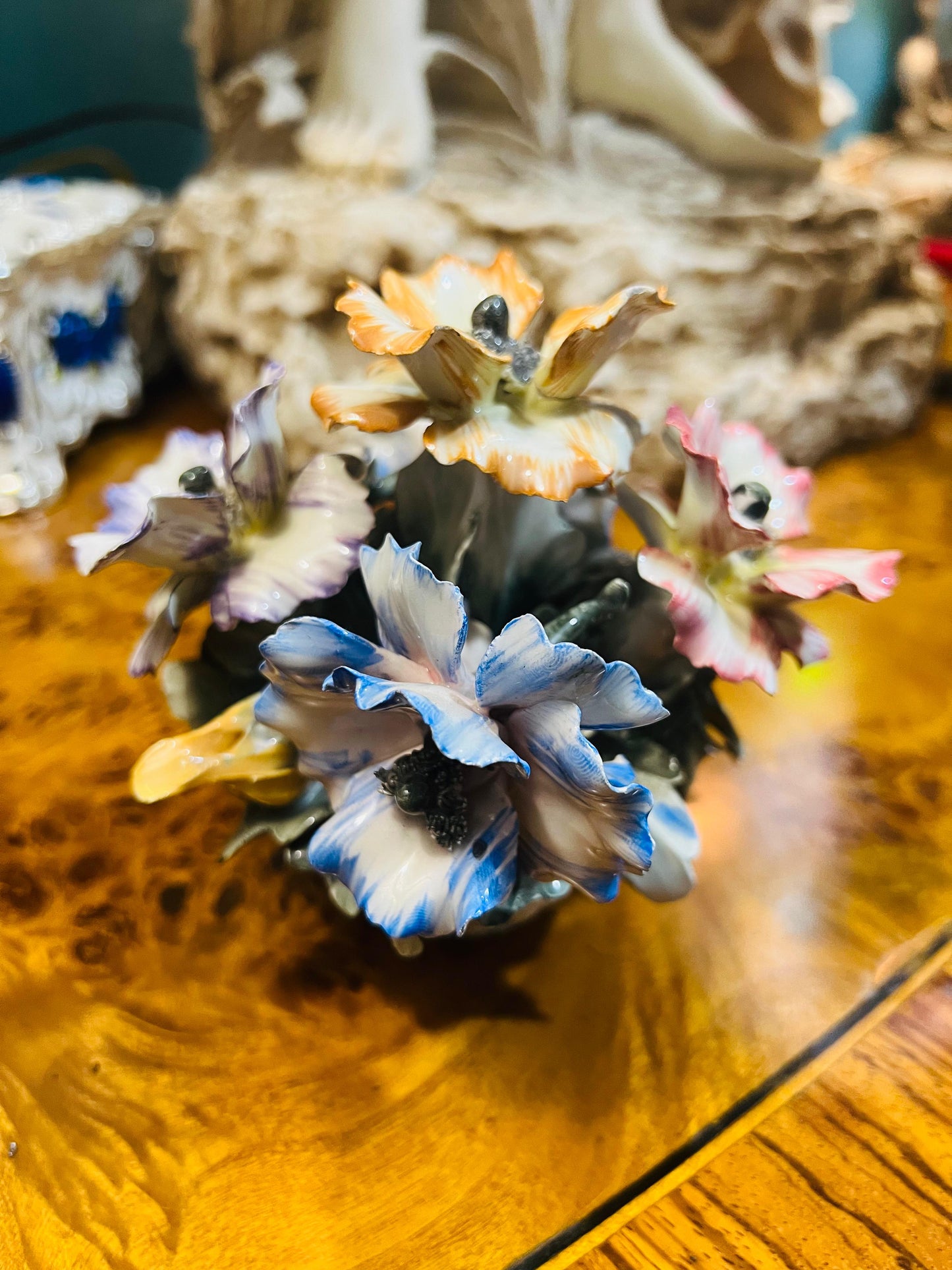 🌸🌿🏡Capo Del Monte Floral Arrangement - A Touch of Italy for Your Home🌸🌿🏡