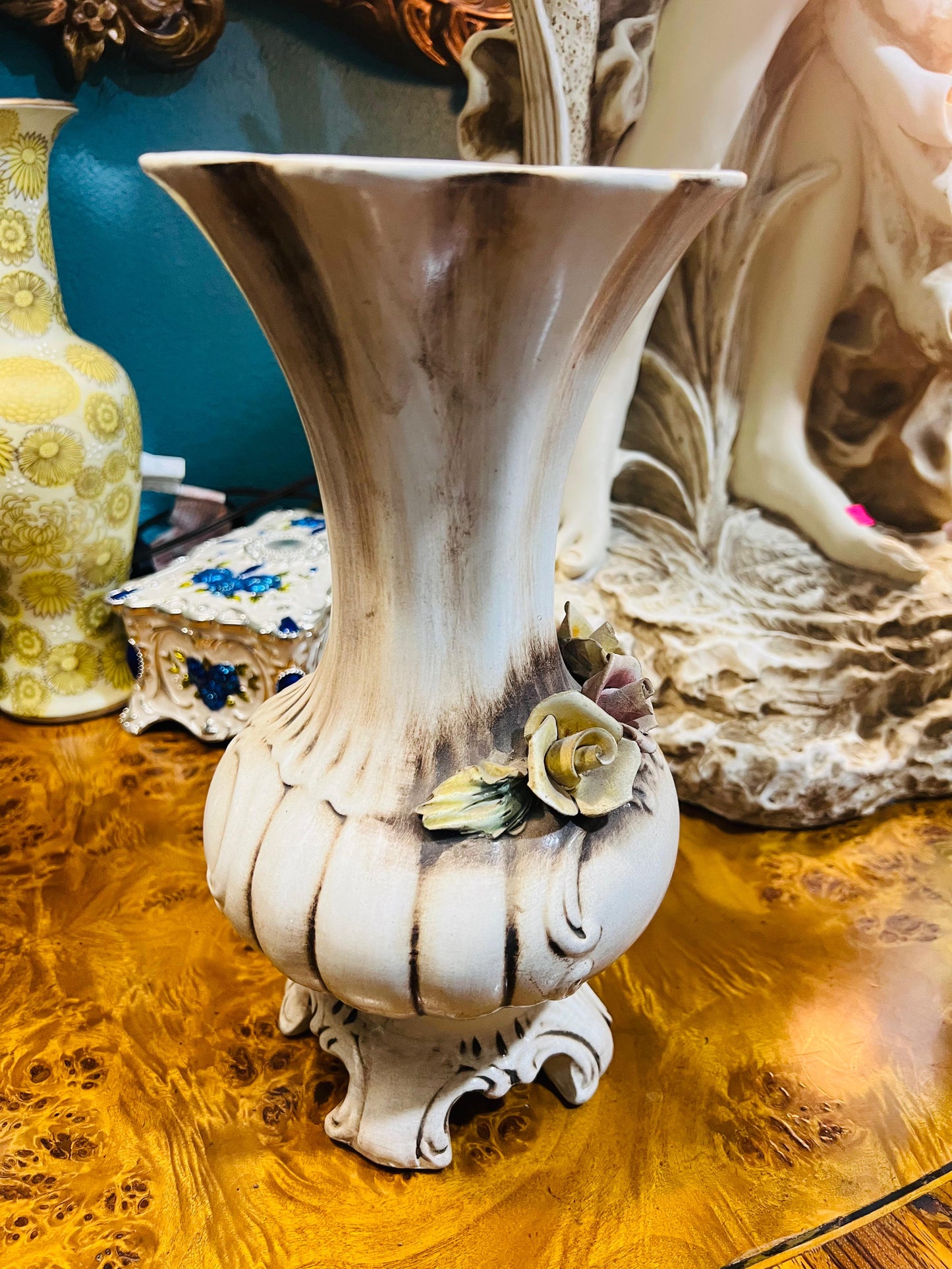🌸Capodimonte Decorative Vase🌸