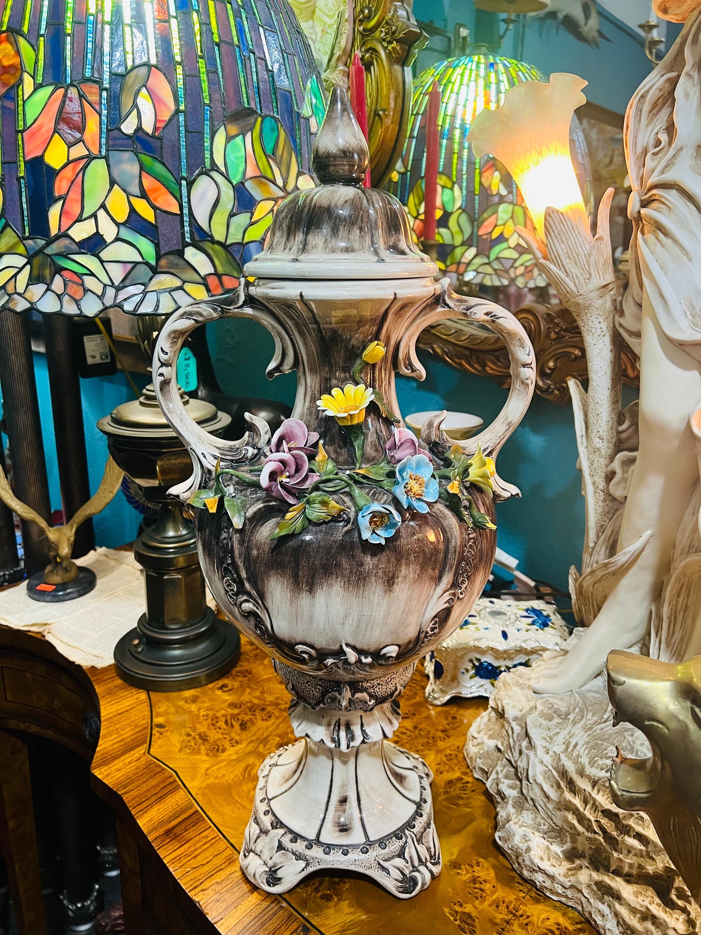 🌺🌼🏺19th Century Capo Del Monte Floral Inlaid Vase and Lid for Sale 🏺🌼🌺